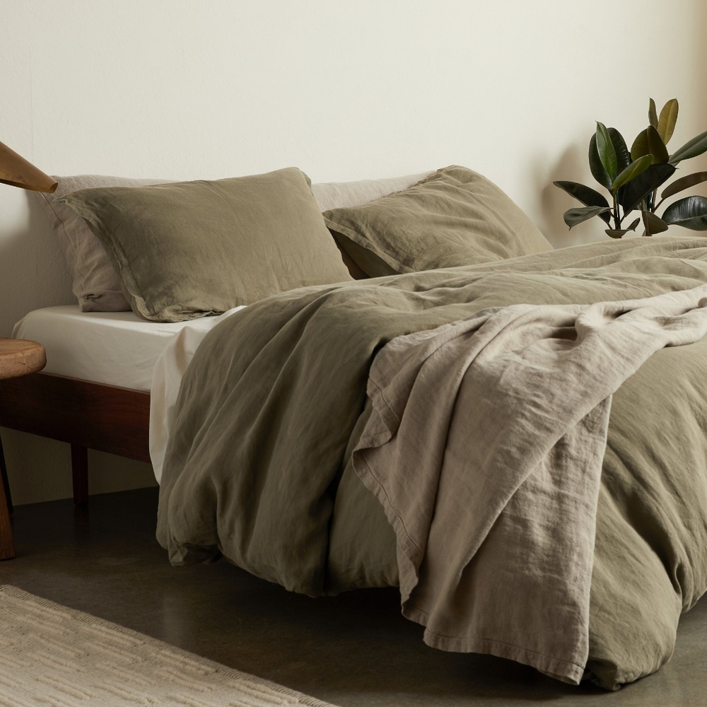 Parachute Home Surplus Green 100% Linen Fitted Sheet & Pillowcases Set Pair